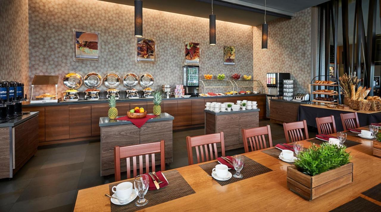 Novotel Toronto Vaughan Centre Extérieur photo